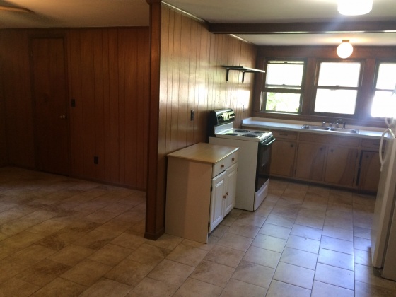 215 S bilbro, Murfreesboro, Rutherford, Tennessee, United States 37130, 1 Bedroom Bedrooms, ,1 BathroomBathrooms,Apartment,For Rent,S bilbro ,2,1055