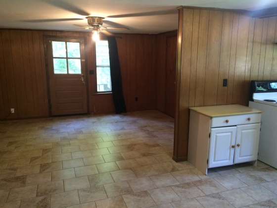 215 S bilbro, Murfreesboro, Rutherford, Tennessee, United States 37130, 1 Bedroom Bedrooms, ,1 BathroomBathrooms,Apartment,For Rent,S bilbro ,2,1055
